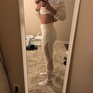 RARE Limited edition white lululemon leggings